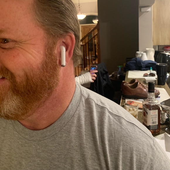 Air pods - Picture 5 of 5